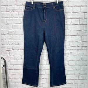 L.L Bean Classic Fit Medium Tall Blue Jeans Size 18